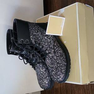 *Brand New Michael Kors 9.5 Womens Black Sparkle Boot
